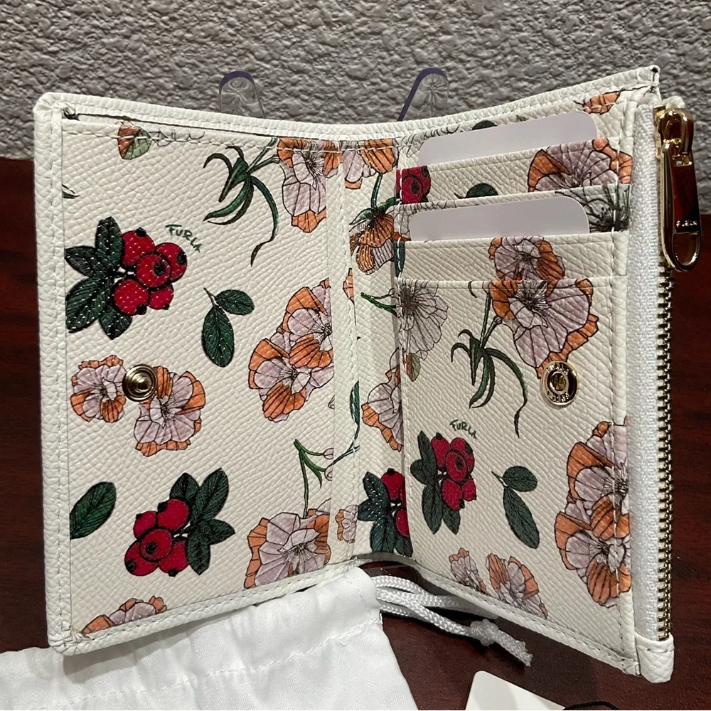 Furla Toni Talco Floral‎ Leather Wallet